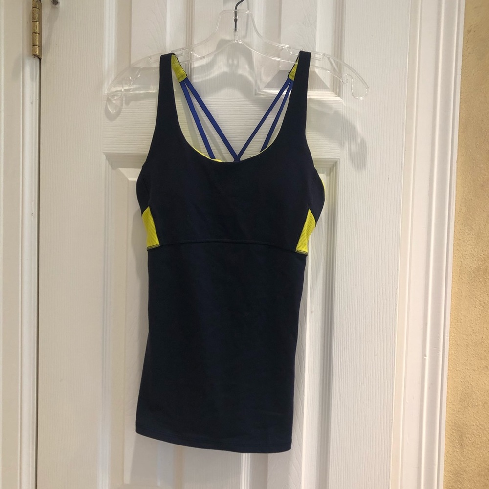 Athleta sports top